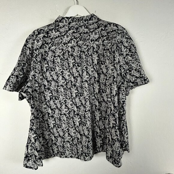 Tommy Hilfinger Women's Floral Print Button Front Casual Blouse Black 3X NWT - Picture 2 of 7